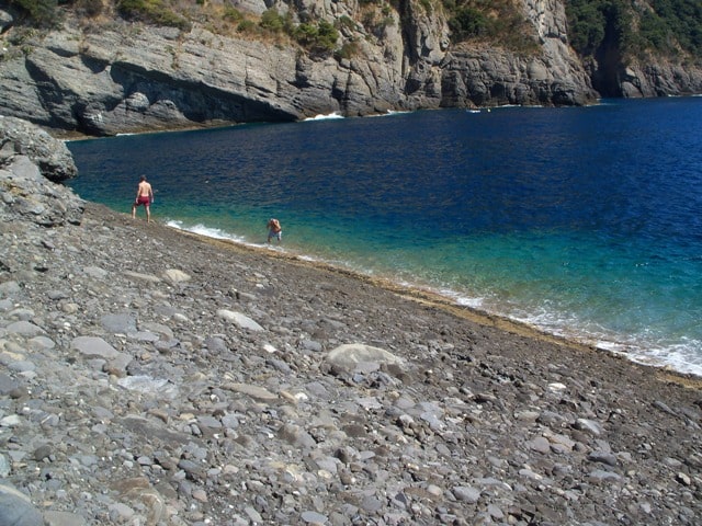 Die Punta Chiappa ist eine der unbekannten Strände in Italien.