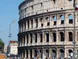 Das Koloseeum in Rom von vorn