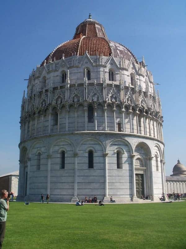 Das Baptisterium in Pisa