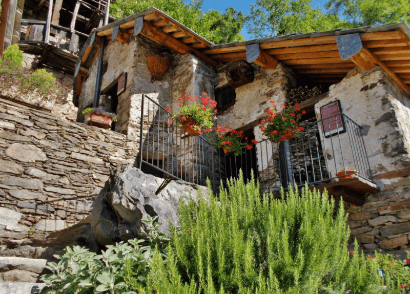 Im Bivacco und Ecomuseum in Ingria kann man auch schlafen