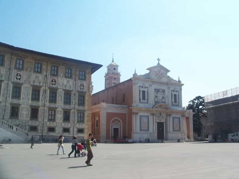Die Kirche Santo Stefano