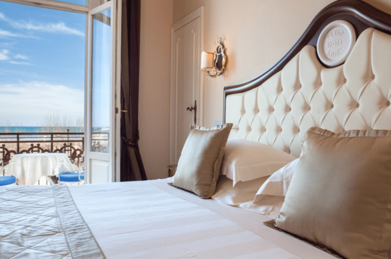 Zimmer mit Meerblick im Grand Hotel in Rimini
