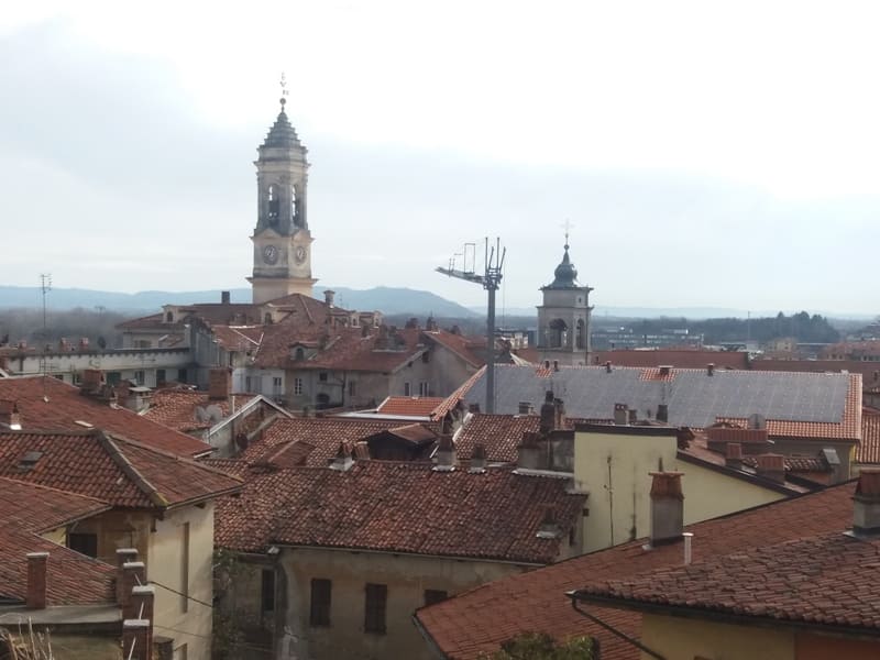 Aussicht auf Ivrea, im Hintergrund ist schön die Moräne zu erkennen
