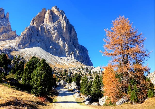 Das verzaubernde Grödnertal lädt Natur- und Wellness-Liebhaber ein