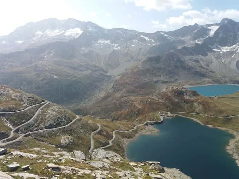 Die Laghi di Nivolet mit Serpentinen